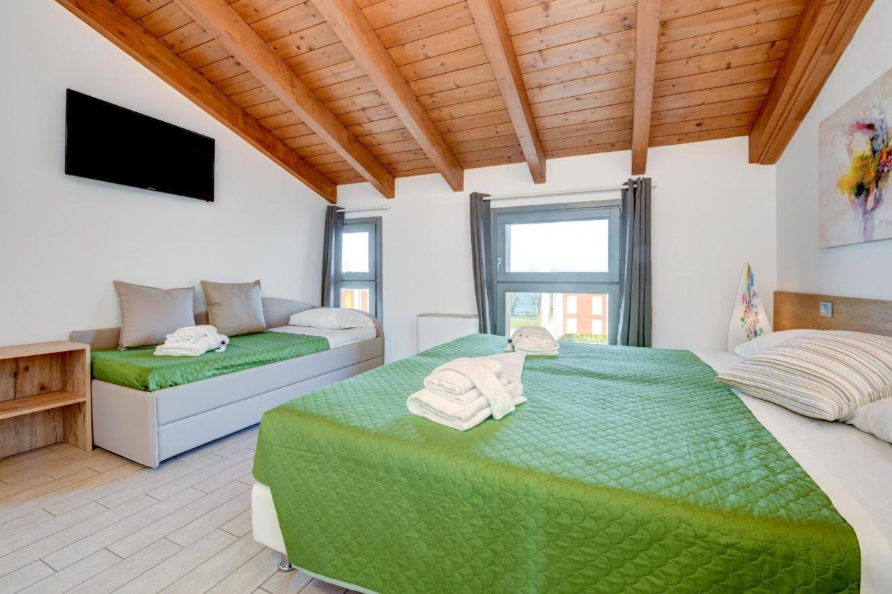 Borgo Gasparina Family Apartments Castelnuovo del Garda Εξωτερικό φωτογραφία